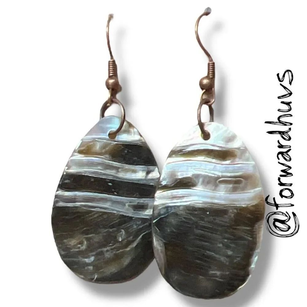 Hand Crafted Shell Earrings – Carved Front & Iridescent Back
